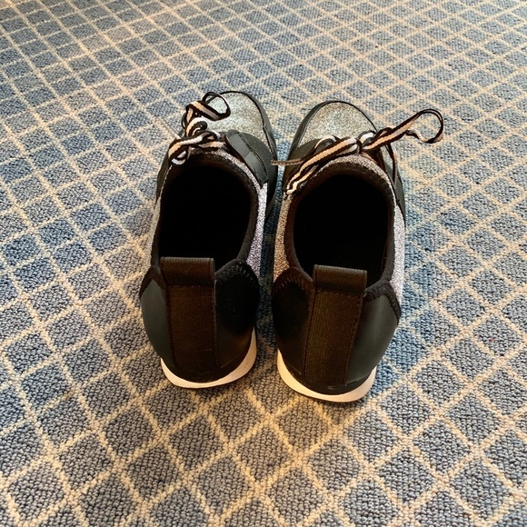 COPY - Casual ladies shoes black and  metallic si… - Picture 5 of 5